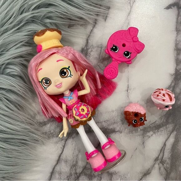 Shopkins Other - NWOB SHOPKINS shoppies Donatina